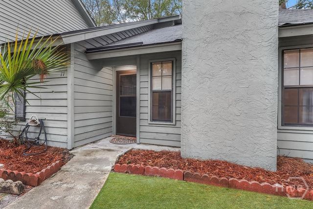 17 Hidden Lake Court, Savannah, GA 31419