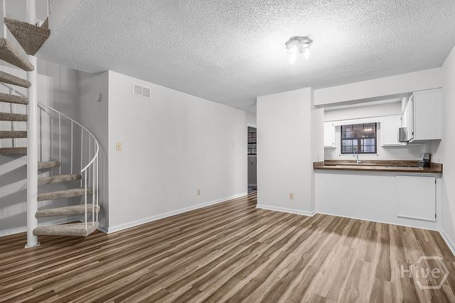 17 Hidden Lake Court, Savannah, GA 31419