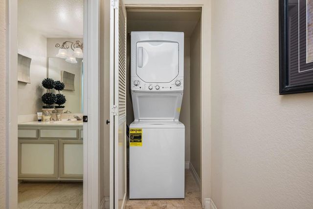 42242 Omar Place, Palm Desert, CA 92211