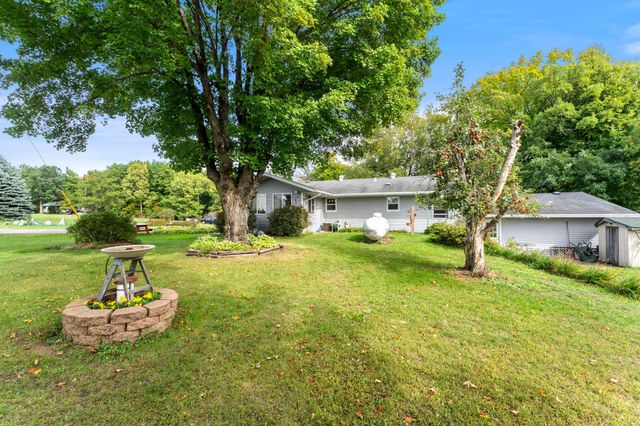 48900 Dogwood Avenue, Rush City, MN 55069