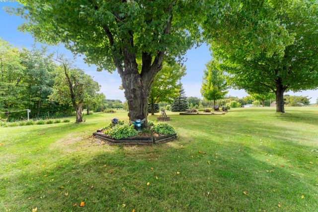 48900 Dogwood Avenue, Rush City, MN 55069