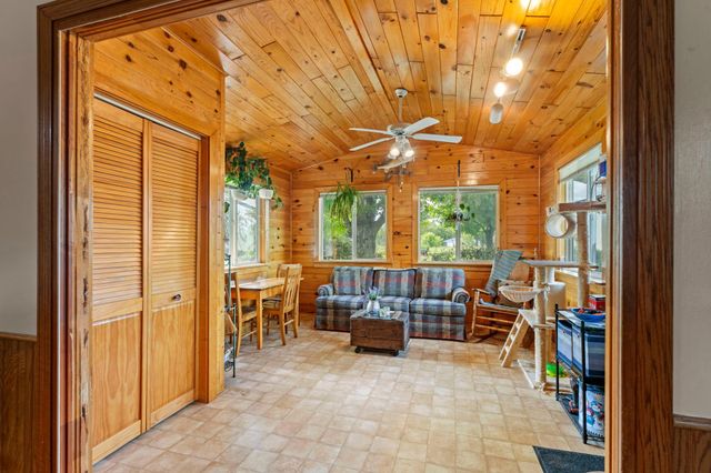 48900 Dogwood Avenue, Rush City, MN 55069