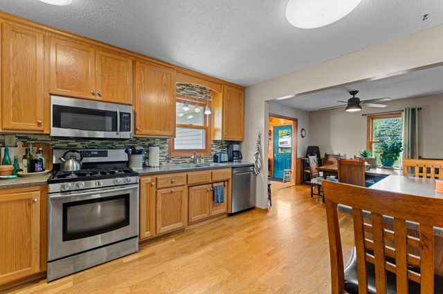 48900 Dogwood Avenue, Rush City, MN 55069