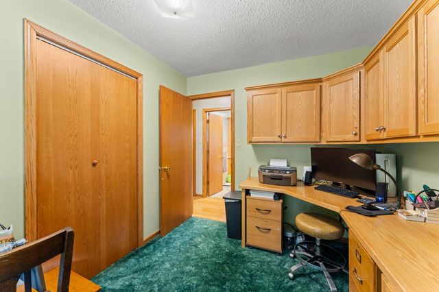 48900 Dogwood Avenue, Rush City, MN 55069