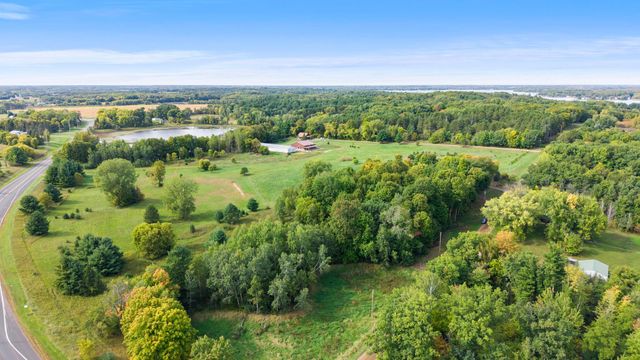 48900 Dogwood Avenue, Rush City, MN 55069