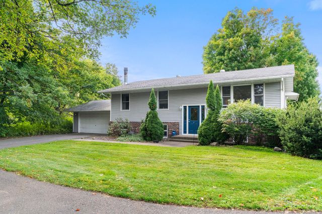 48900 Dogwood Avenue, Rush City, MN 55069