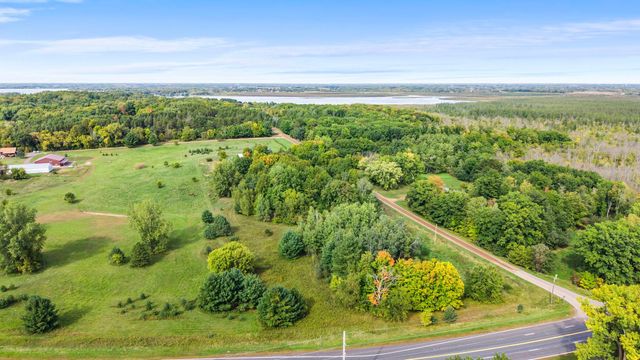 48900 Dogwood Avenue, Rush City, MN 55069