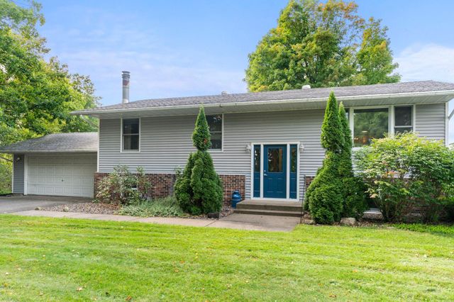 48900 Dogwood Avenue, Rush City, MN 55069