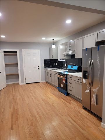 653 Douglas Avenue 2, Providence, RI 02908