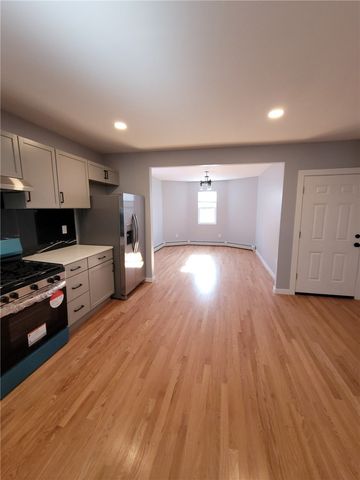 653 Douglas Avenue 2, Providence, RI 02908