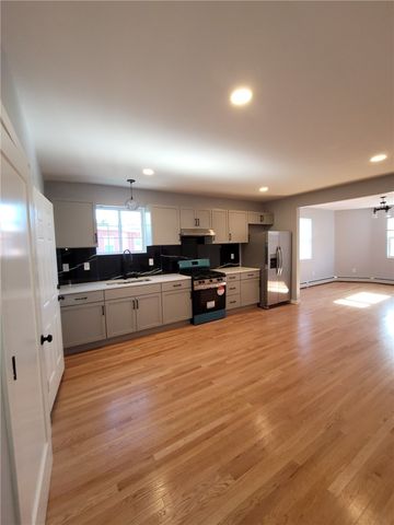 653 Douglas Avenue 2, Providence, RI 02908