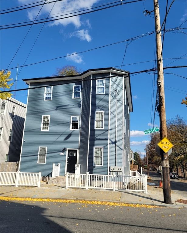 653 Douglas Avenue 2, Providence, RI 02908