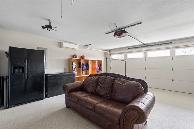 795 Deer Lodge Court, Siloam Springs, AR 72761