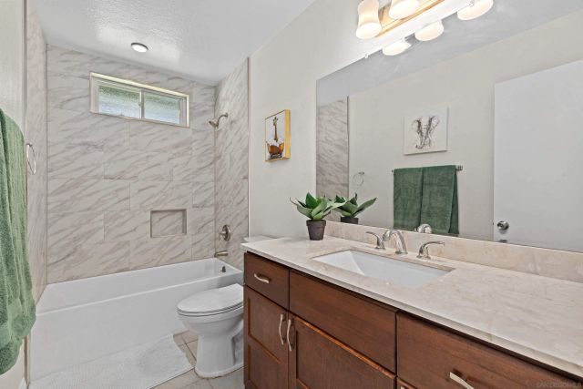 9909 Winchester Way, Lakeside, CA 92040