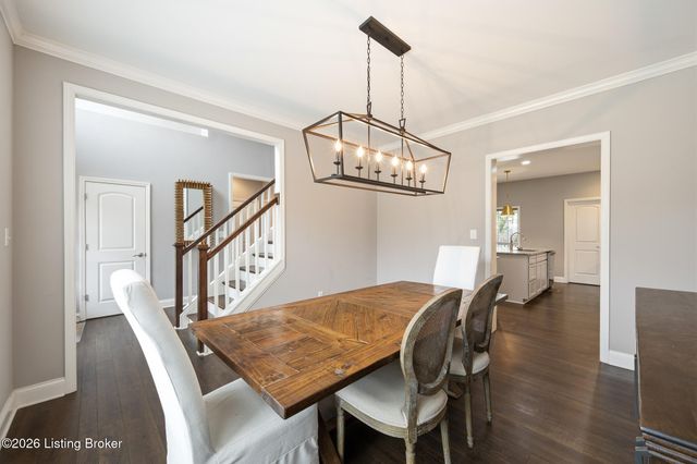 512 Wooded Falls Rd, Louisville, KY 40243