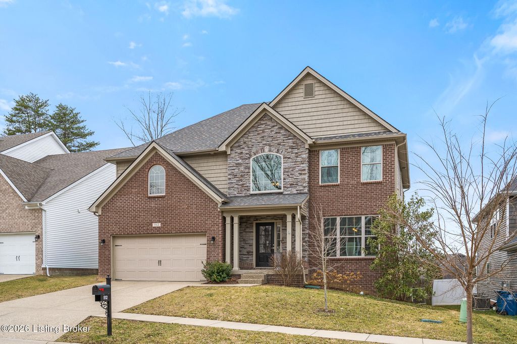 512 Wooded Falls Rd, Louisville, KY 40243