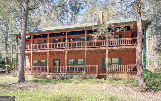 380 Bear Foot Drive, Blue Ridge, GA 30513