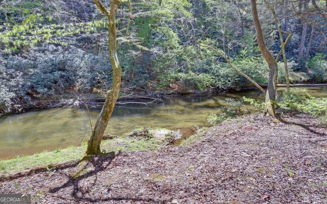 380 Bear Foot Drive, Blue Ridge, GA 30513