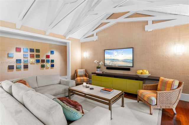 10225 Coral Creek Rd, Coral Gables, FL 33156