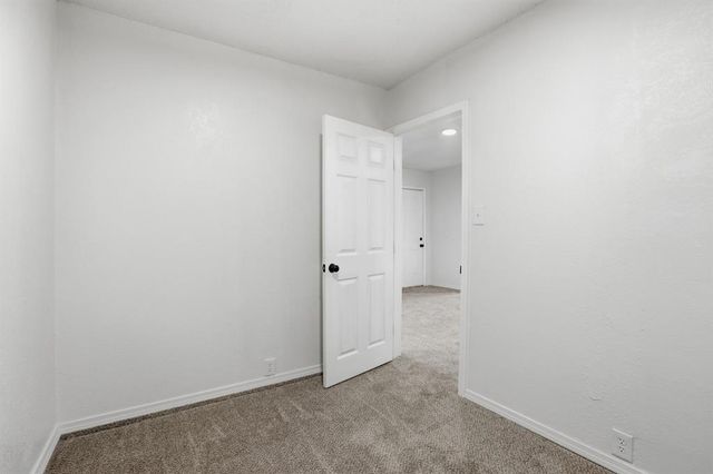 2001 Rushing Springs Trail, Edmond, OK 73013