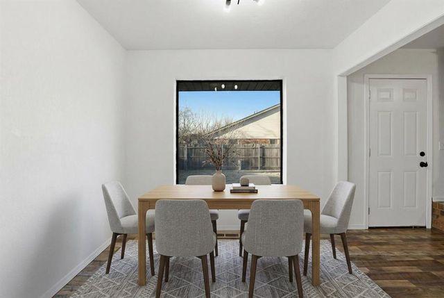 2001 Rushing Springs Trail, Edmond, OK 73013