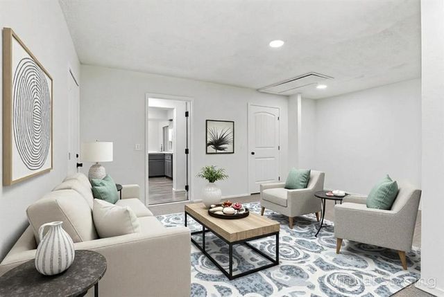 2001 Rushing Springs Trail, Edmond, OK 73013