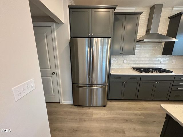 2460 E Hutch Lane, Apex, NC 27523