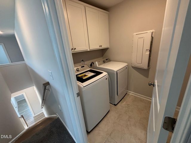 2460 E Hutch Lane, Apex, NC 27523