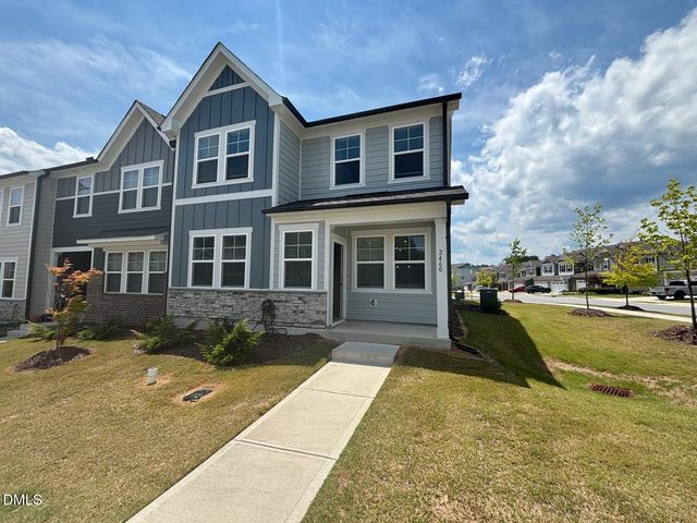 2460 E Hutch Lane, Apex, NC 27523