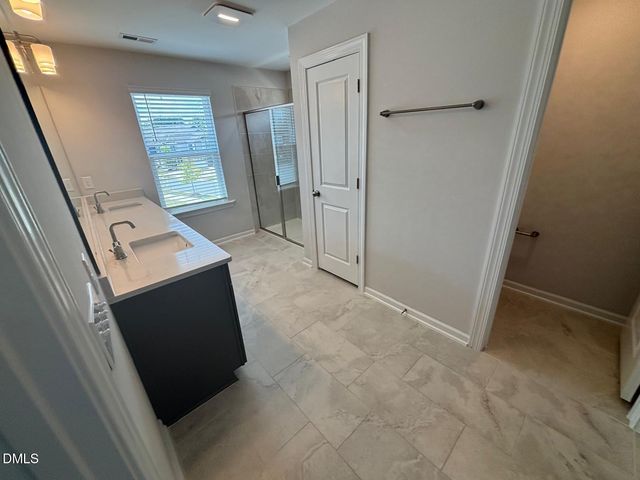 2460 E Hutch Lane, Apex, NC 27523