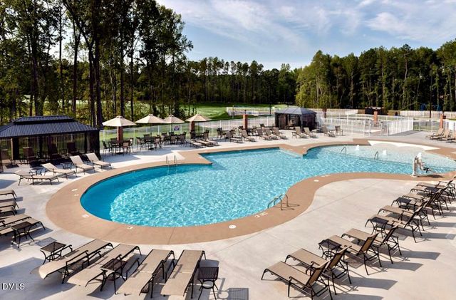 2460 E Hutch Lane, Apex, NC 27523