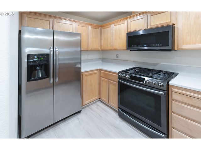 1926 27TH Ave, Forest Grove, OR 97116