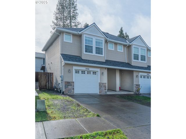 1926 27TH Ave, Forest Grove, OR 97116