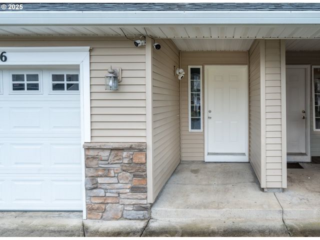 1926 27TH Ave, Forest Grove, OR 97116