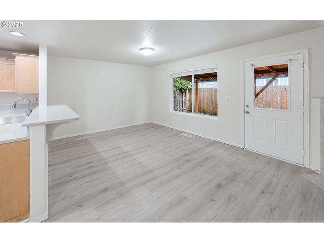 1926 27TH Ave, Forest Grove, OR 97116