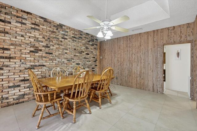 8261 SW 186th St, Cutler Bay, FL 33157