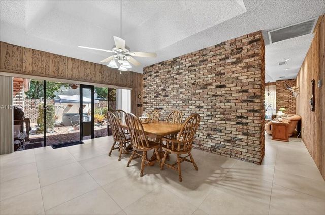 8261 SW 186th St, Cutler Bay, FL 33157