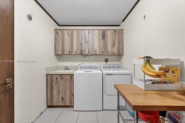 8261 SW 186th St, Cutler Bay, FL 33157