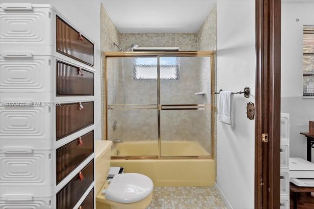 8261 SW 186th St, Cutler Bay, FL 33157