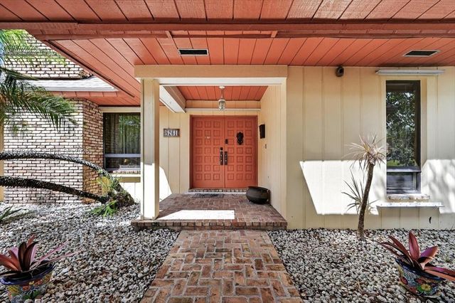 8261 SW 186th St, Cutler Bay, FL 33157