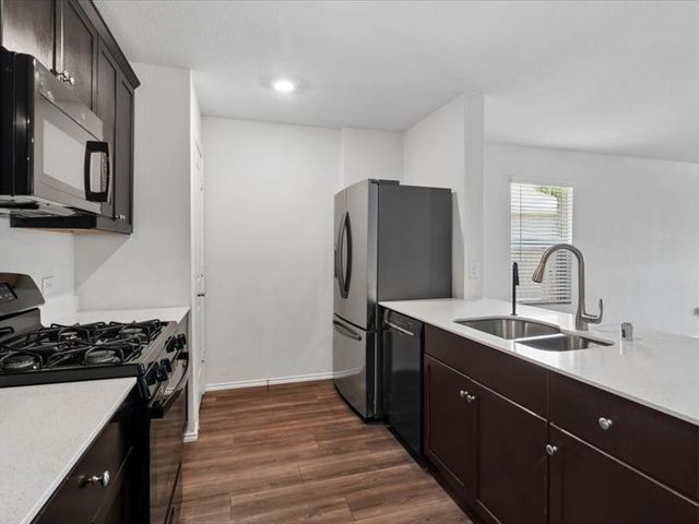 1614 Fields View Drive, Anna, TX 75409