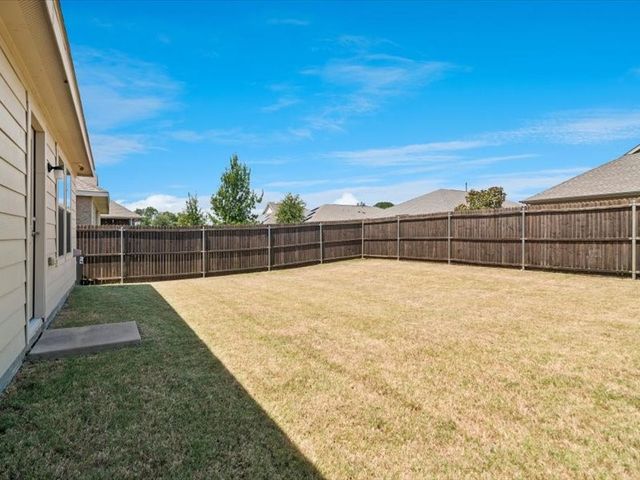 1614 Fields View Drive, Anna, TX 75409