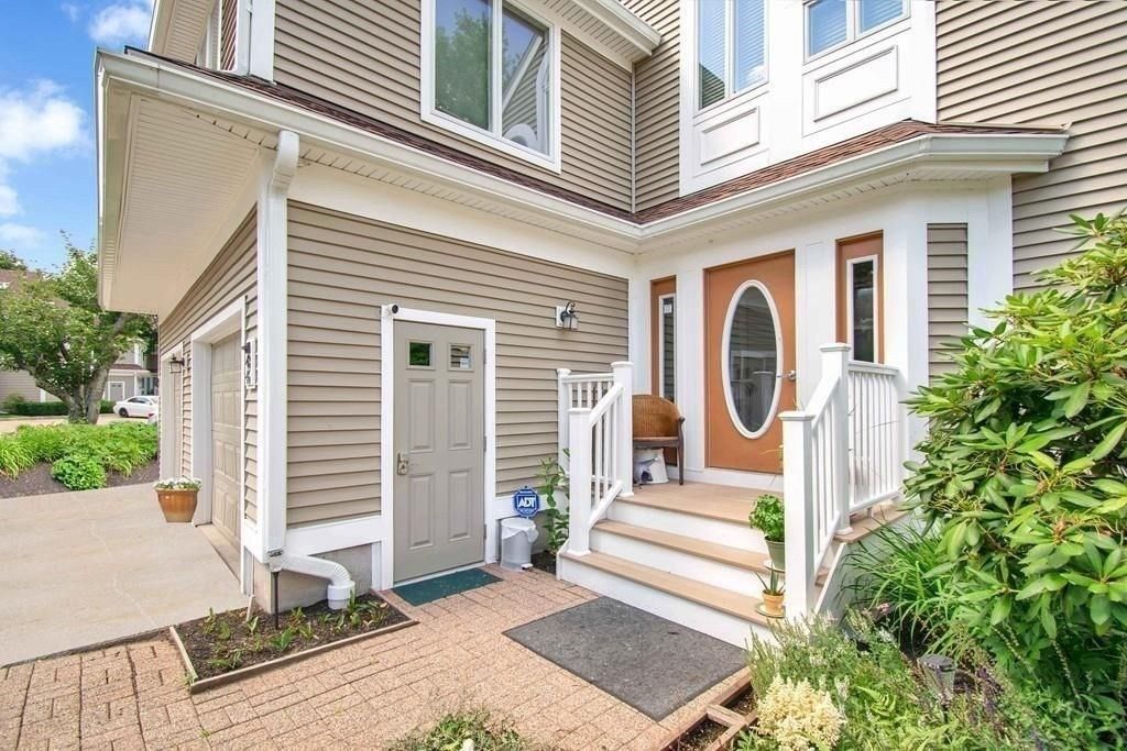 46 Pointe Rok 46, Worcester, MA 01604