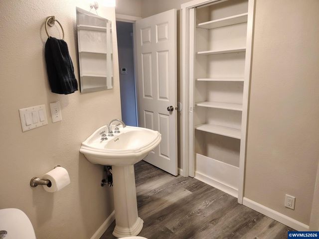 641 Dietz Av NE, Keizer, OR 97303