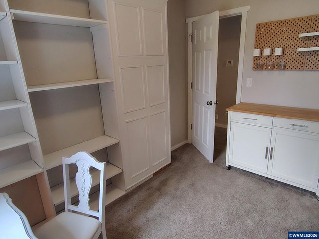 641 Dietz Av NE, Keizer, OR 97303