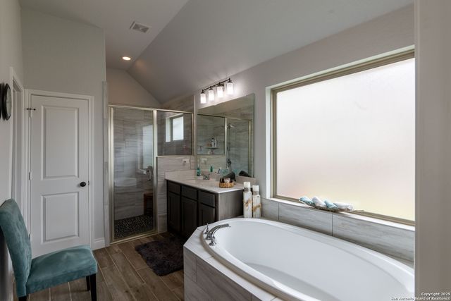 1900 Edgecreek, Seguin, TX 78155