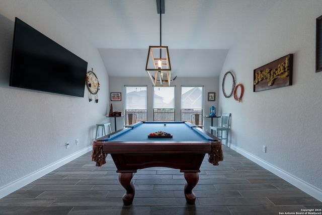 1900 Edgecreek, Seguin, TX 78155