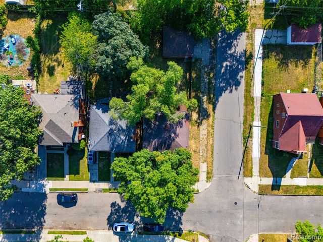 18600 Mendota Street, Detroit, MI 48221