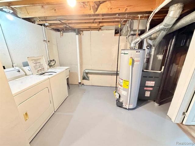 32458 Linderman Avenue, Warren, MI 48093