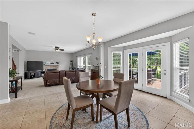 688 Stoney Creek Lane, Ballwin, MO 63021